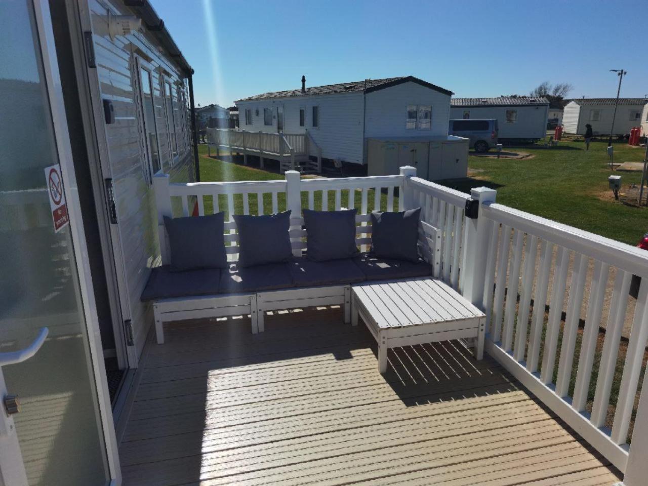 Big Boss Caravan-Camber Sands, Free Wi-Fi, Netflix, Parking Экстерьер фото